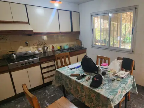 Casa 7 ambientes con 5 baños