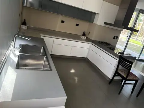 Quinta en Alquiler A Estrenar