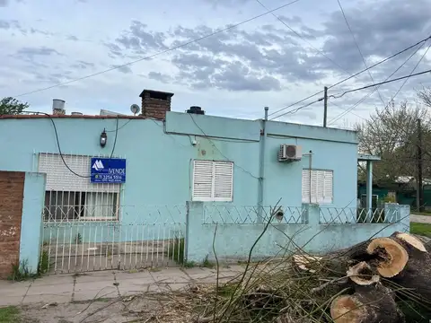Casa de 4 ambientes en Pompeya, Merlo