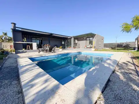Alquiler Casa 3 amb Loma Verde Pileta Jardín s/exp