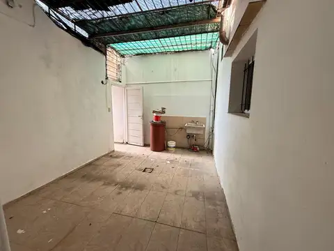 Depto Tipo Casa en Venta de 1 dormitorio