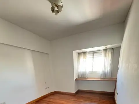 Departamento 5 ambientes con 2 baños