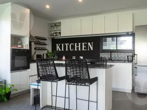 Casa en Venta en San Elíseo Golf & Country Club, USD 269.000