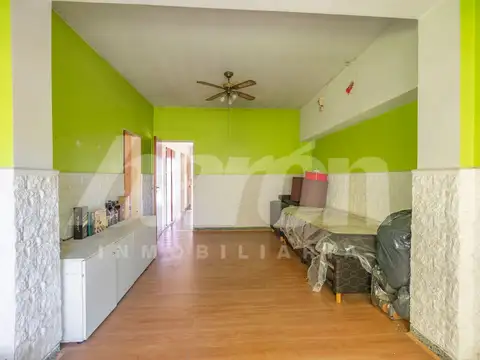 Casa en Venta en Adrogue, USD 140.000