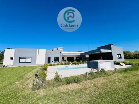 Casa en Alquiler Anual en Everlinks. Lujan