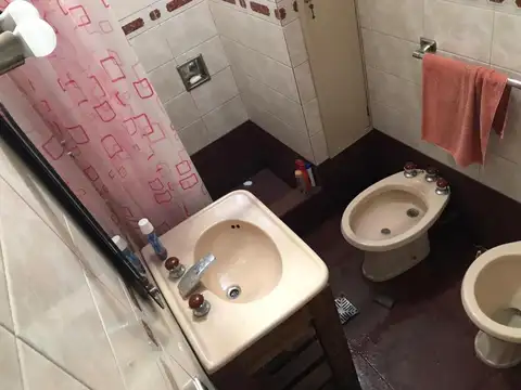 Espectacular Ph.tipo Casa-entrada Independiente-3 Amb.patio- Terraza