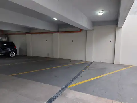 Cochera en Venta de 5  mts largo x 2  mts ancho