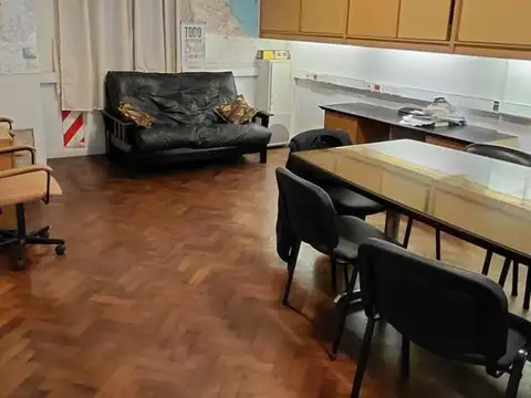 Pasteur 528- Once- 2 Oficinas En Alquiler, al frente