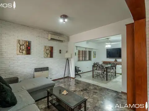 Casa en Venta en Haedo, USD 195.000