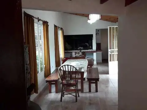Casa en Venta con 1 cochera