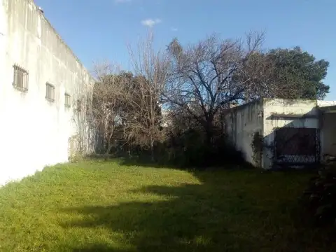 Terreno en Venta en Castelar Norte, USD 230.000