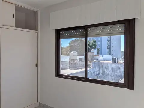 Departamento en Alquiler en Campana, $ 650.000