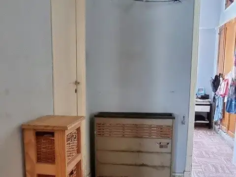 Casa 2 ambientes con 1 baño