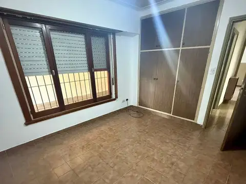 Ayolas 5300