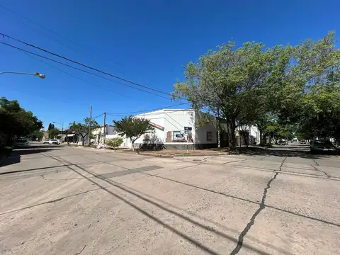 Güemes esq. Uruguay
