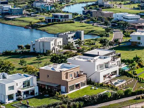 Terreno en Venta en Puertos - Barrio Amarras, USD 90.000