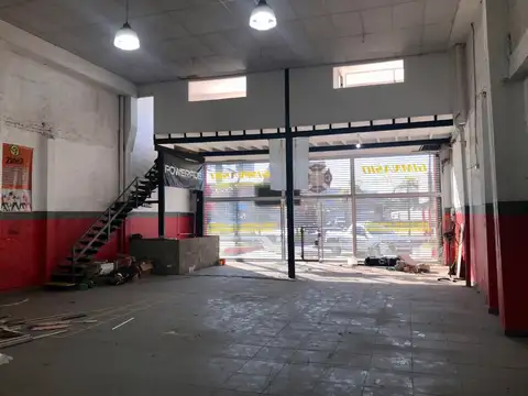 Local en Venta Via Pública