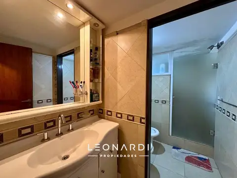 Casa con pileta en venta en Escobar centro   -   ID 1026
