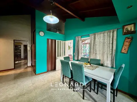 Casa 4 ambientes con 3 baños