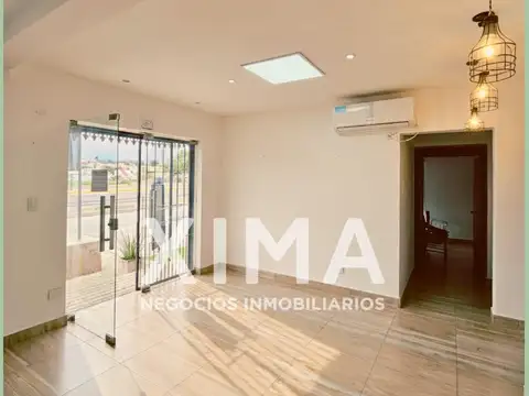 Local en Alquiler en Barrio La Loma, USD 700