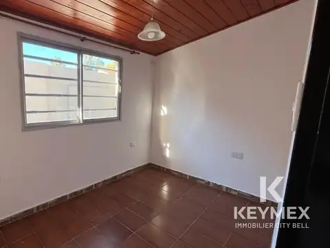 Depto Tipo Casa en Alquiler en City Bell, $ 900.000