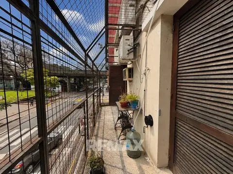 Depto Tipo Casa en Venta 64 años