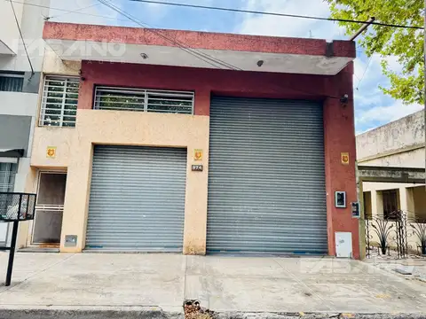 Galpon en Venta 8  mts Frente