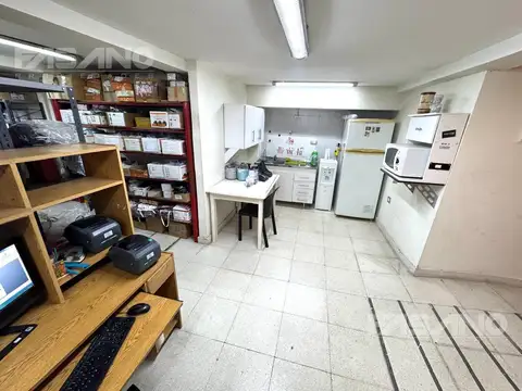 Local / Depósito 345m² en Villa Lynch | Acceso Camiones | Ideal Logística e Industria Liviana