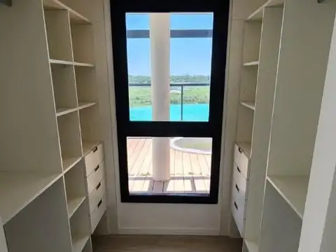 Departamento en Venta con 2 cocheras