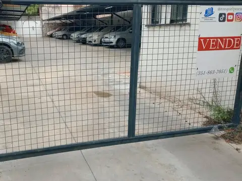 Cochera en Venta para coche grande