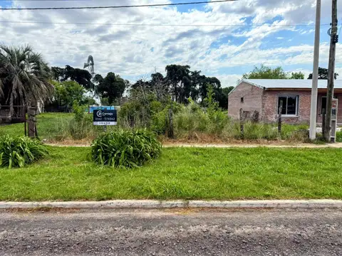 Ubicación y amplitud, terreno ideal en Carmen