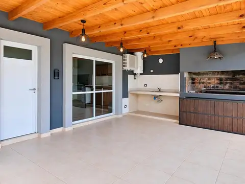 Casa en Alquiler en Roldan, $ 890.000