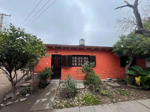 Departamento PB. 2 habitaciones, 2 baños. Capital