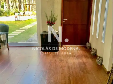 Casa 5 ambientes con 5 baños
