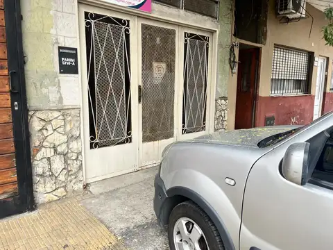 En Venta en Caseros PH de 4 Ambientes 2 Baños Patio F: 10868