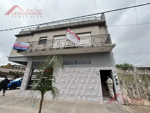 (LEG - 1860) LISANDRO DE LA TORRE al 600 - PLANTA ALTA - MUY LUMINOSO- INDEPENDIENTE - SIN EXPENSAS