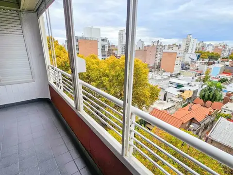 Departamento 5 ambientes con 2 baños