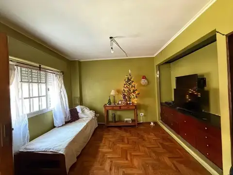 Depto Tipo Casa en Venta en Barrio San Pedro, USD 180.000