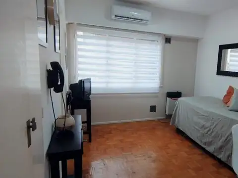 Luis Saenz Peña 100, Piso 4