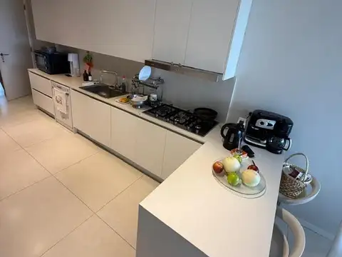 Excelente Depto -4 dormitorios -centrico