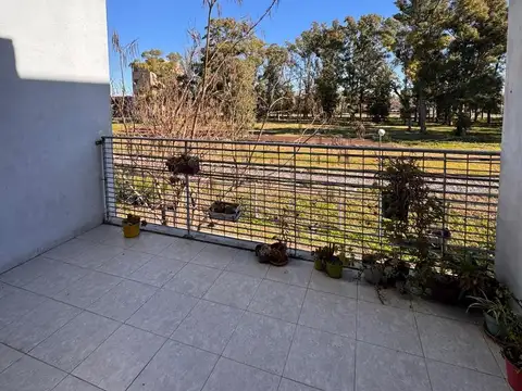 Departamento en Venta en Granadero Baigorria, USD 54.000