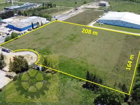 Terreno para radicación industrial de 32.555 m2 en Parque Industrial Pilar (Bs.As.)