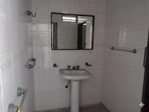 Local en Venta 55 años