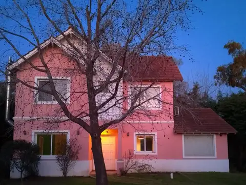 OPORTUNIDAD CASA EN HARAS MARIA ELENA 