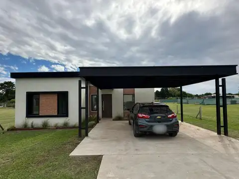 HERMOSA CASA EN VENTA BARRIO PRIVADO EL ALJIBE