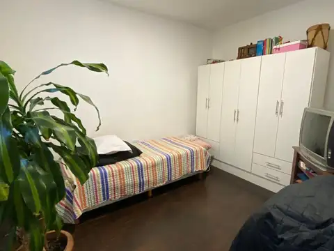 PH 3 AMB. CENTRO COMERCIAL SAN JUAN 1732  casi SAN MARTIN.