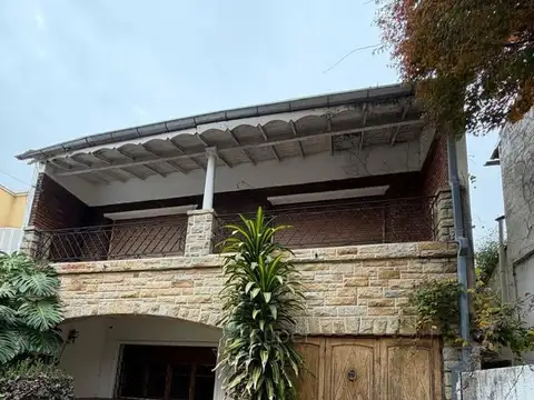 Casa Chalet  en Venta en La Lucila, Vicente López, G.B.A. Zona Norte