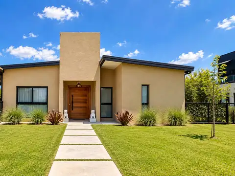 Casa en venta en BelleVille Canning 3 dormitorios