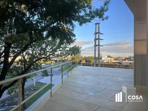 Oficina en Alquiler al Norte