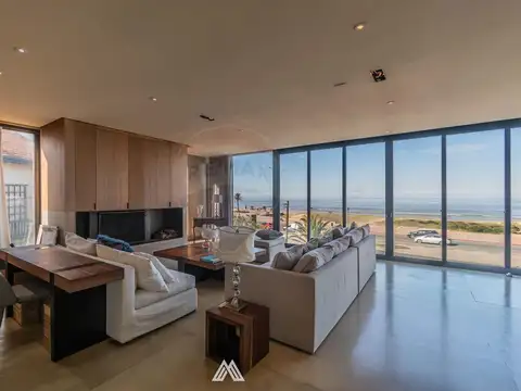 Departamento en Venta con 4 cocheras